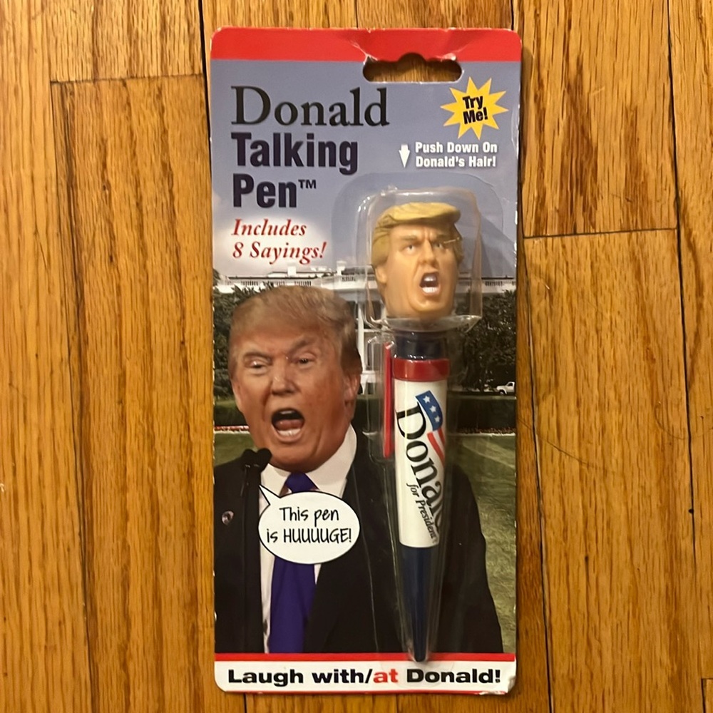NWT! 2016 - DONALD TALKING PEN - MADE IN CHINA 🤣